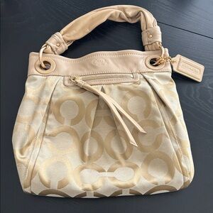 NWT Vintage Coach 13420 Beige Purse